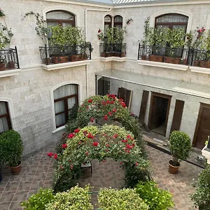 4* Hotel Midway